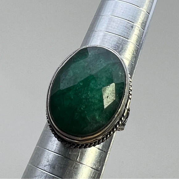 New Faceted Enhanced Emerald Stone Silver Overlay Ring Size 8 - Picture 6 of 9